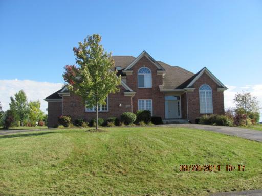 7694 Madeline Dr., Yorkville, IL 60560