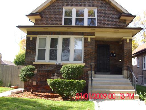 10236 S Peoria St., Chicago, IL 60643