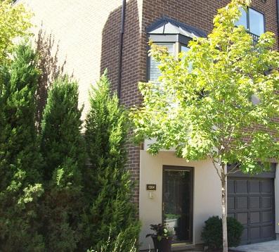 1304 N Sutton Pl., Chicago, IL 60610