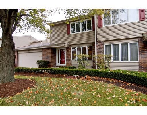 37 Pebblewood Tr., Naperville, IL 60563