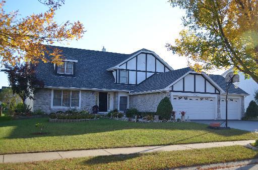 1721 Crofton Dr., Algonquin, IL 60102