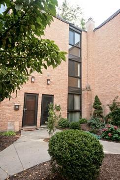3012 N Waterloo Ct. #10, Chicago, IL 60657