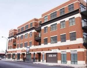 2472 W Foster Ave. #303, Chicago, IL 60625