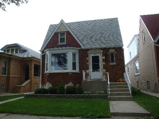 6134 W Nelson St., Chicago, IL 60634