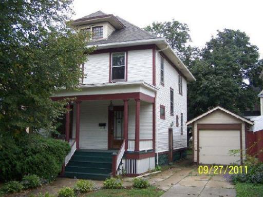 1107 Harlem Blvd., Rockford, IL 61103