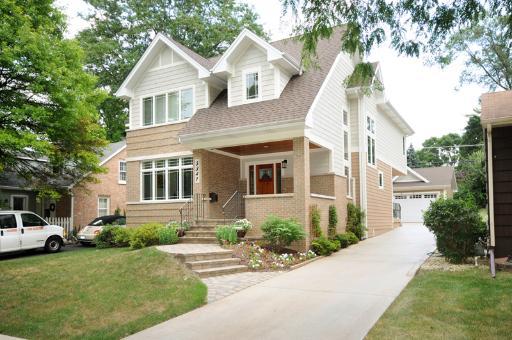 5341 Fairmount Ave., Downers Grove, IL 60515