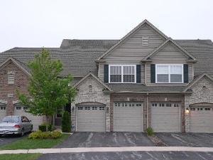 1930 Turtle Creek Ct., Aurora, IL 60503