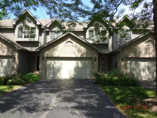852 Millcreek Cir., Elgin, IL 60123