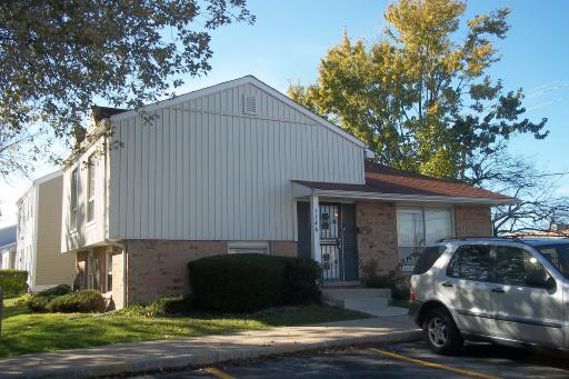 1146 Williamsburg Rd., Country Club Hills, IL 60478