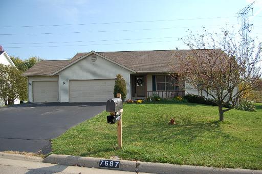 7687 Hawks View Dr., Machesney Park, IL 61115