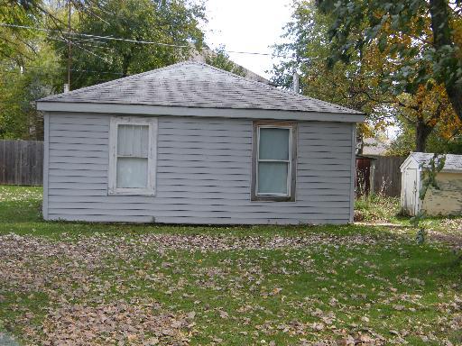 355 Elmwood Ave., Crystal Lake, IL 60014