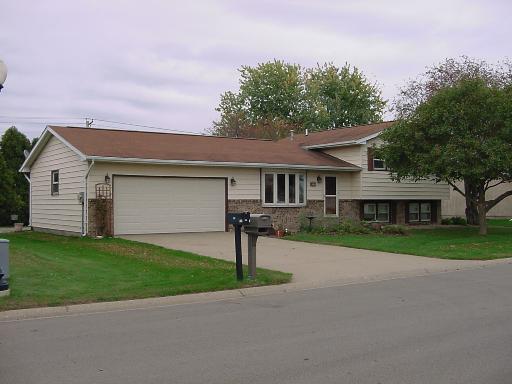 517 10th St., Princeton, IL 61356