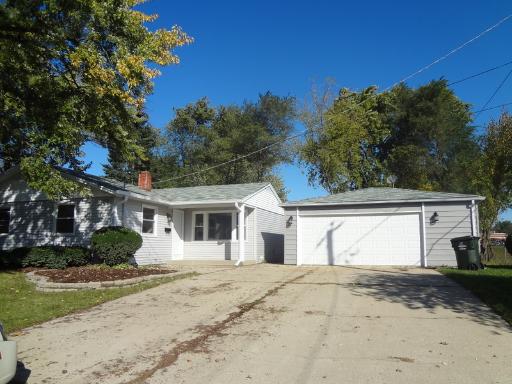 1975 Bristol Ln., Carpentersville, IL 60110