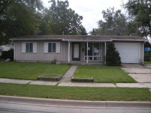 211 Belmont Dr., Romeoville, IL 60446
