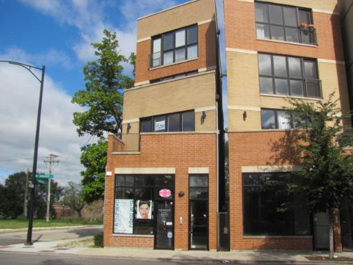 2446 W Madison Ave. #1, Chicago, IL 60612