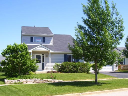 709 Rose Ln., Harvard, IL 60033