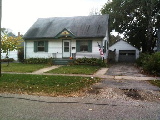 341 Illinois St., East Dundee, IL 60118