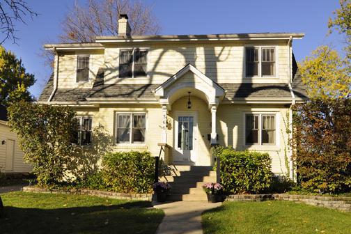 366 Grandview, Glen Ellyn, IL 60137