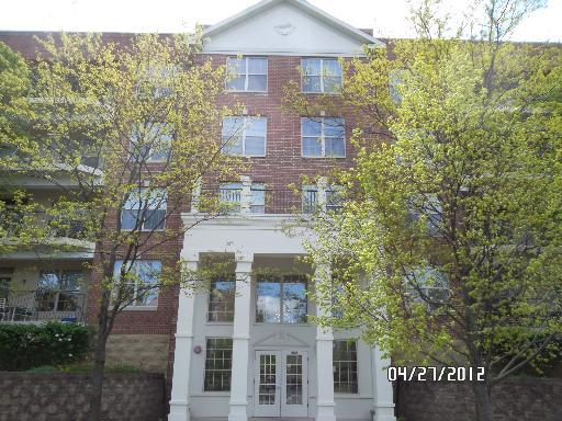 3125 Town Square Dr. #106, Rolling Meadows, IL 60008
