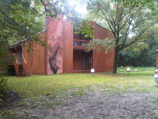 101 Little Melody Ln., Lake Forest, IL 60045