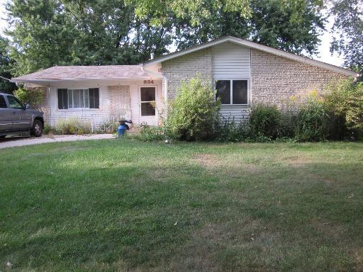 634 Dickens Ave., Glendale Heights, IL 60139