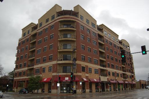 4953 Oakton St. #211, Skokie, IL 60077