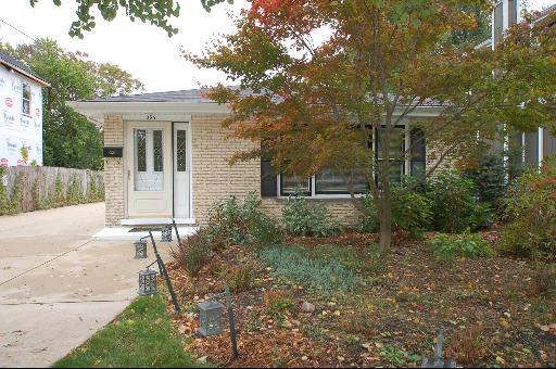 295 Elm St., Glen Ellyn, IL 60137