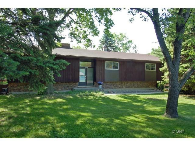 8S478 Boundary Hill Rd., Naperville, IL 60565