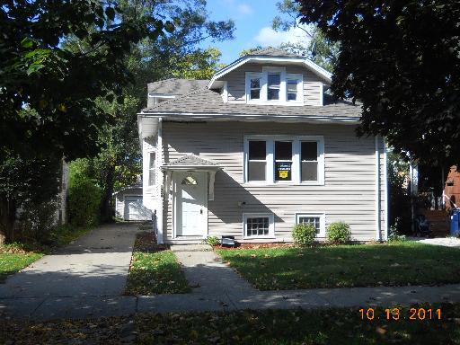 1924 S 6th Ave., Maywood, IL 60153