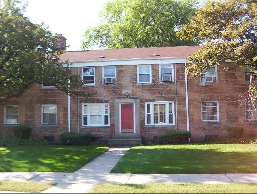 1212 Roosevelt Rd. #1W, Broadview, IL 60155