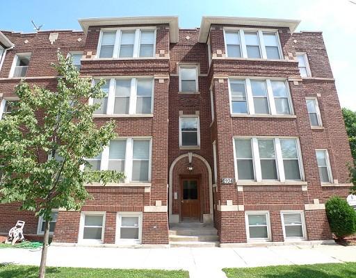 2934 W Belle Plaine St. #2E, Chicago, IL 60618