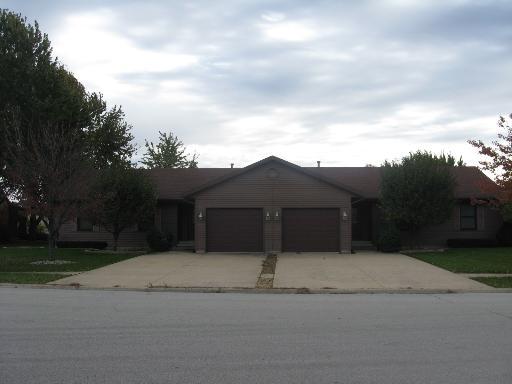 320-22 Yale Ct., Bourbonnais, IL 60914