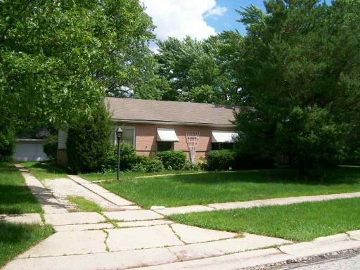 175 Chandler Ln., Hoffman Estates, IL 60194