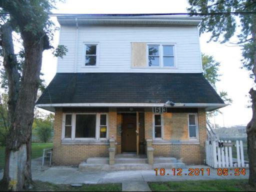 1513 E 93rd St., Chicago, IL 60619