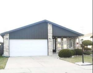 276 Escanaba Ave., Calumet City, IL 60409