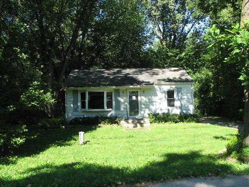 4225 Riverside Dr., Crystal Lake, IL 60014