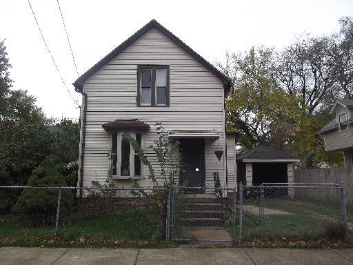 368 West Park Ave., Aurora, IL 60506