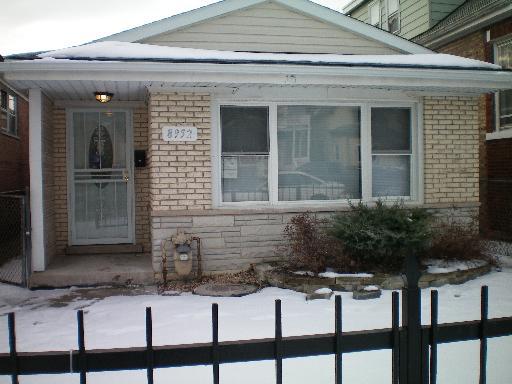 8952 S Lowe Ave., Chicago, IL 60620