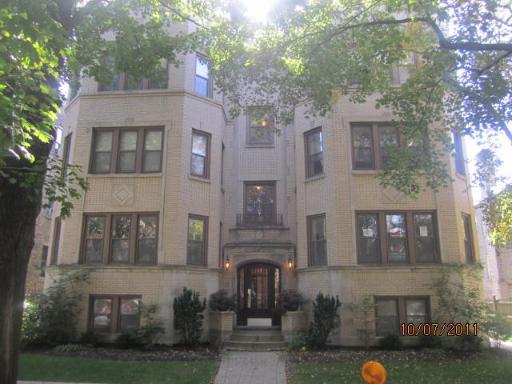 2651 W Greenleaf Ave. #1W, Chicago, IL 60645
