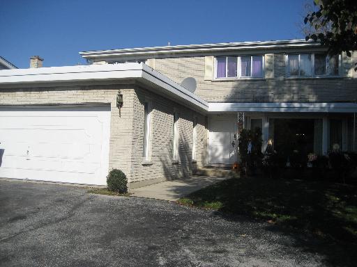 5316 W Coyle Ave., Skokie, IL 60077
