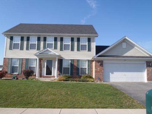 593 Magnolia St., Dekalb, IL 60115