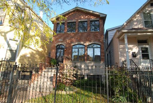 3929 N Albany, Chicago, IL 60618