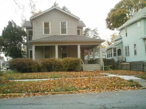 741 Lebanon St., Aurora, IL 60505
