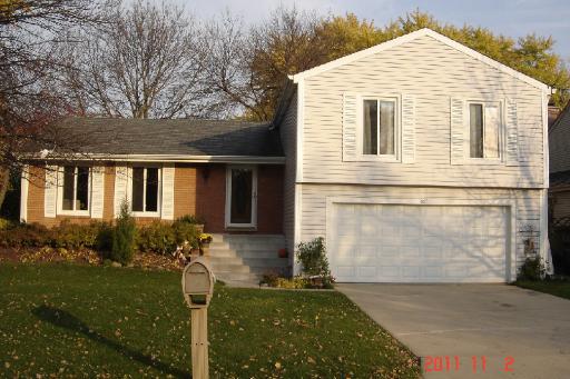 415 Larchmont Ln., Vernon Hills, IL 60061