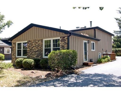449 Geneva Rd., Glen Ellyn, IL 60137