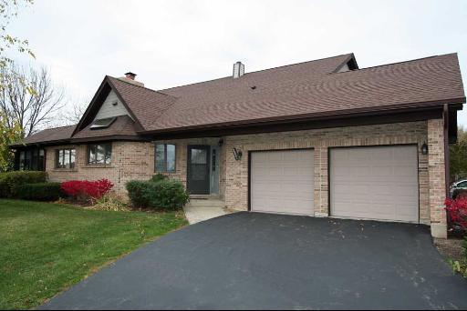 1801 Monterey Ct., Hoffman Estates, IL 60169
