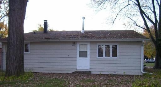 429 Blackhawk Ave., Carpentersville, IL 60110