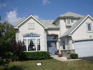 1688 W Normandy Woods Ct., Grayslake, IL 60030