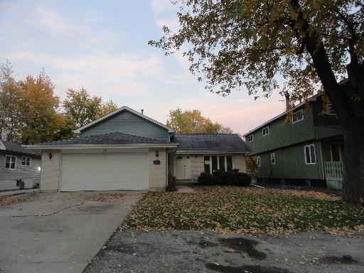 11 N Rebecca St., Glenwood, IL 60425
