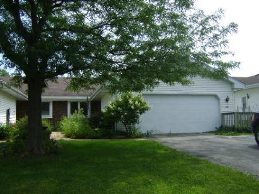 1450 Temple Cir. #2, Rockford, IL 61108